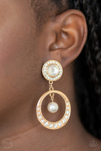 Load image into Gallery viewer, Regal Revel Clip-On Earrings - Gold