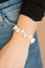 Load image into Gallery viewer, Utmost Uptown Bracelet - White
