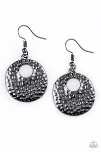 A Taste For Texture Earrings - Black