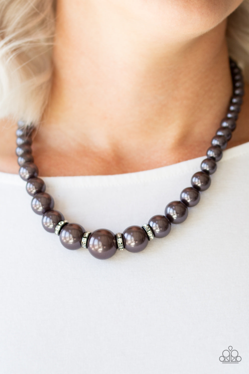 Party Pearls Necklaces - Black