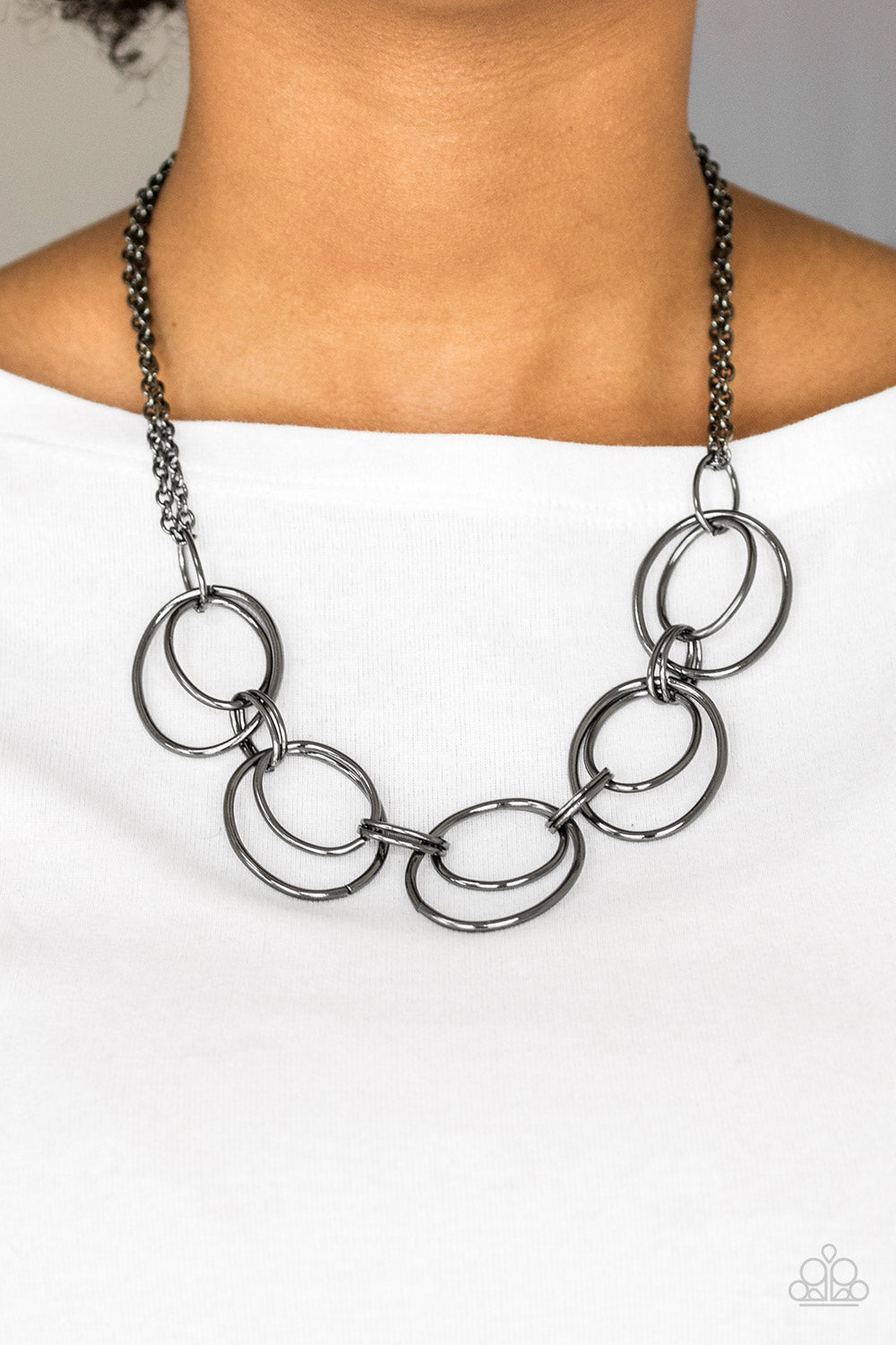 Urban Orbit Necklace - Black