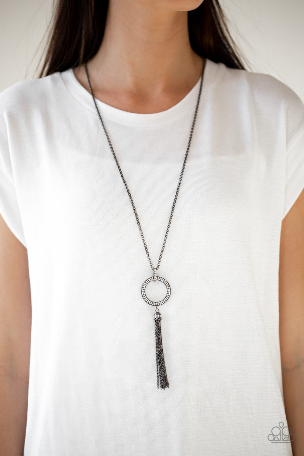 Straight To The Top Necklace - Black