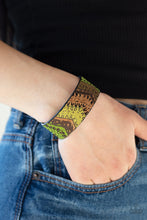 Load image into Gallery viewer, Come Uncorked Bracelet - Green

