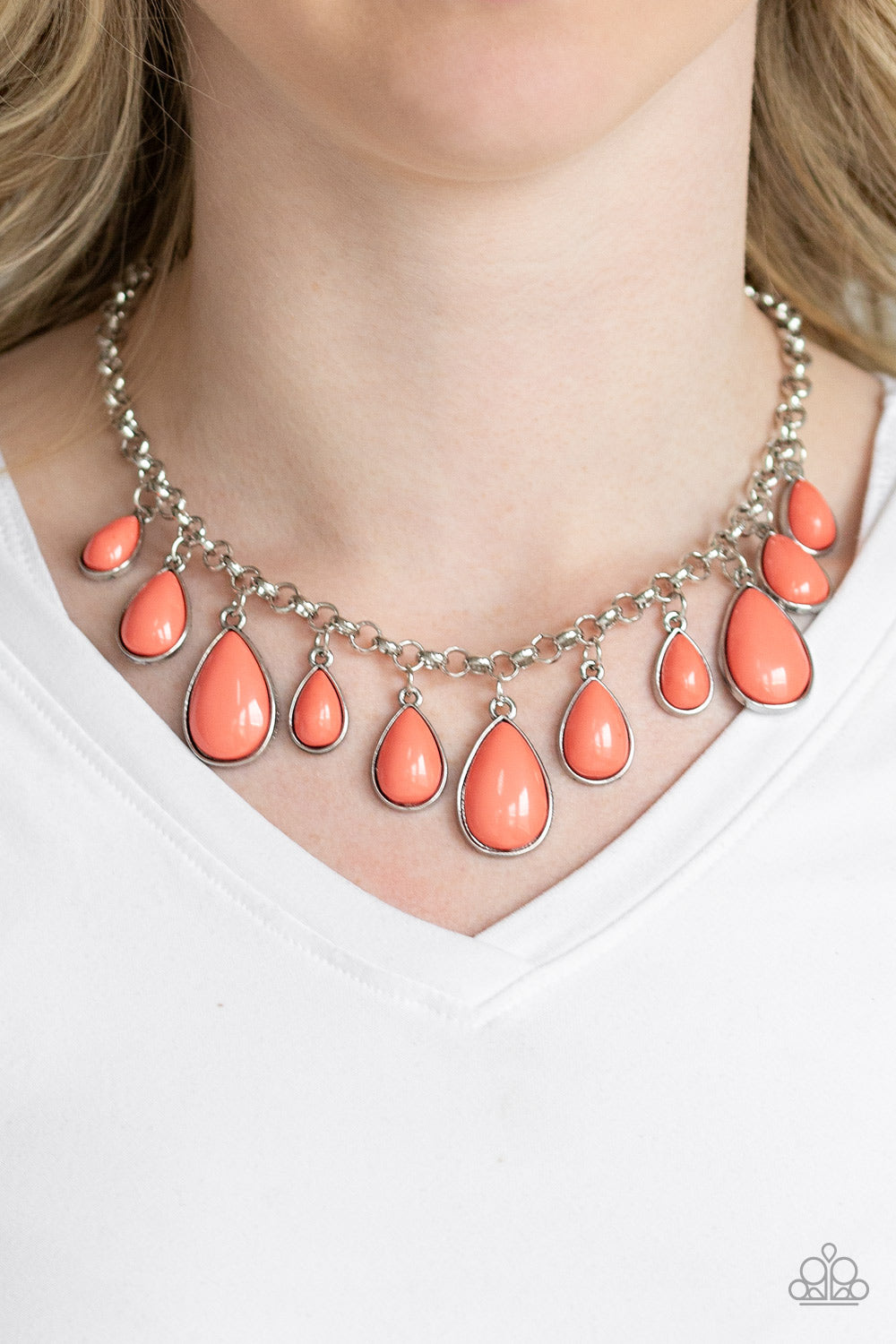 Jaw-Dropping Diva Necklace - Orange