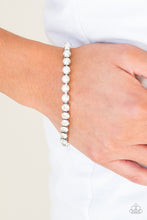 Load image into Gallery viewer, Out Like A SOCIALITE Bracelet - White
