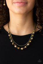 Load image into Gallery viewer, Tour de Demure Necklace - Brass
