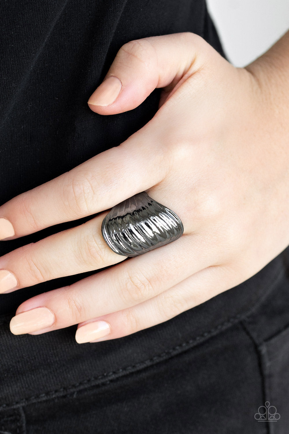 Made That SWAY Ring - Black