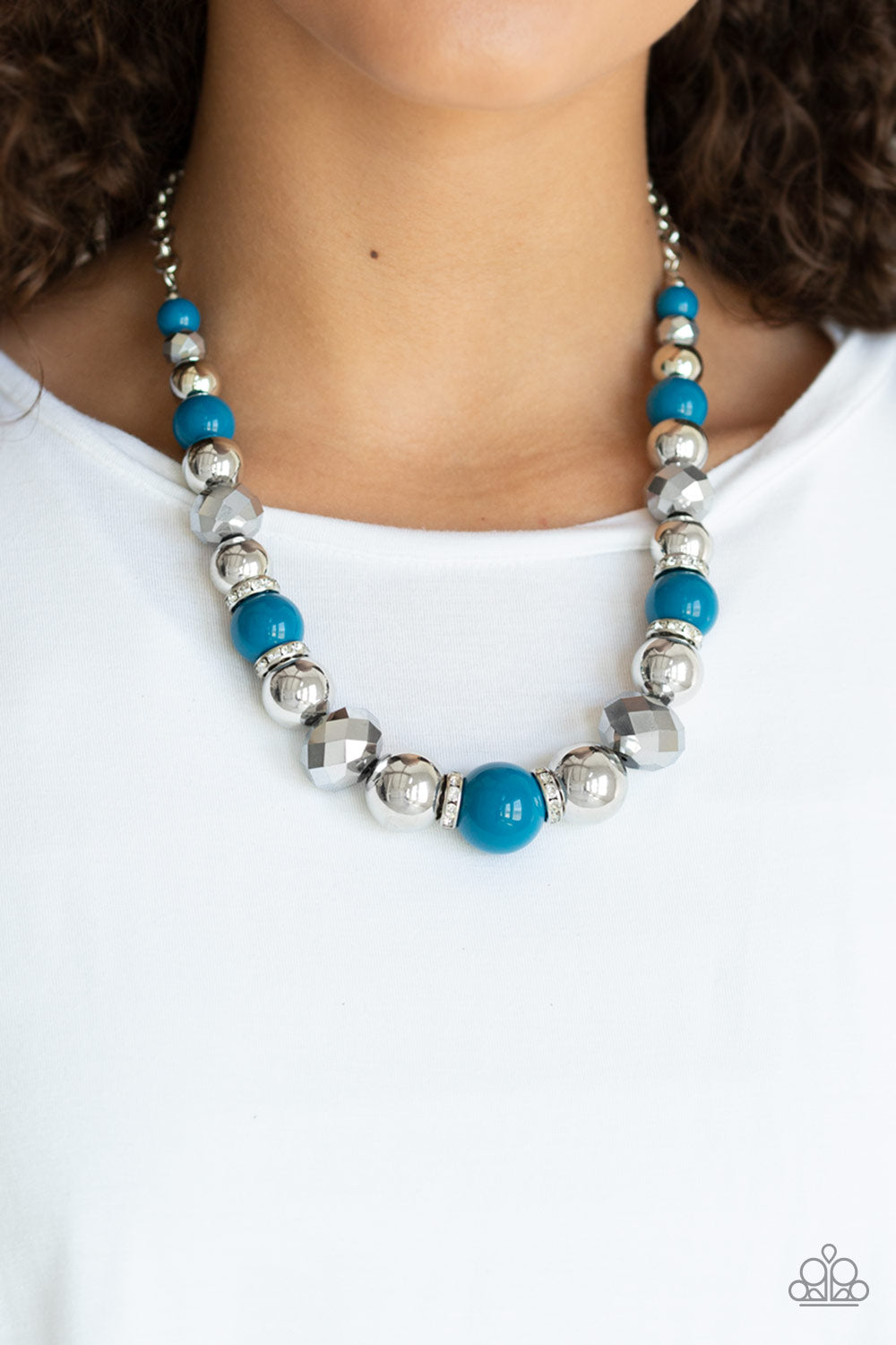 Weekend Party Necklace - Blue