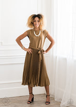 Load image into Gallery viewer, Fashion Fix October 2020: Fiercely 5th Avenue - Complete Trend Blend
