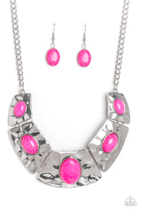 RULER In Favor Necklace - Pink