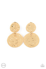 Load image into Gallery viewer, Relic Ripple Clip Earrings - Gold
