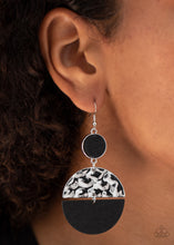 Load image into Gallery viewer, Natural Element Earrings - Black -
