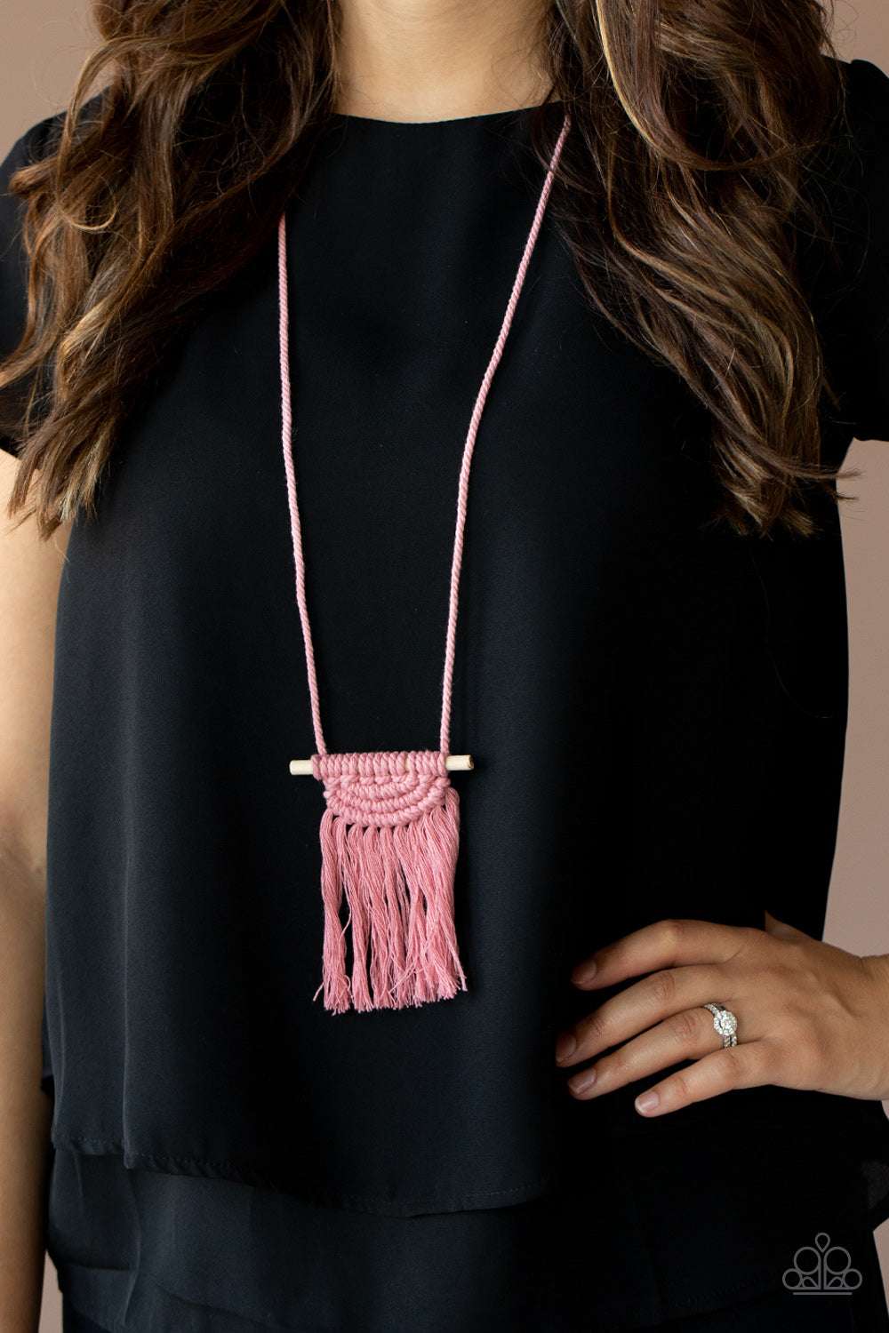 Between You and MACRAME Necklace - Pink
