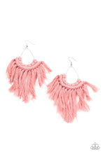 Load image into Gallery viewer, Wanna Piece Of MACRAME? Earring - Pink
