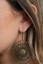 Load image into Gallery viewer, Rustic Groves Earrings - Brass
