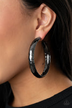 Load image into Gallery viewer, Check Out These Curves Hoop Earrings - Black
