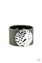 Load image into Gallery viewer, The Future Looks Bright Bracelet - Green
