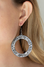 Load image into Gallery viewer, PRIMAL Meridian Earrings - Black
