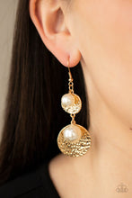 Load image into Gallery viewer, Pearl Dive Earrings - Gold
