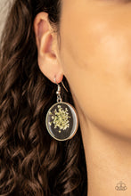 Load image into Gallery viewer, Happily Ever Eden Earrings - White
