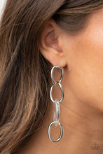 Load image into Gallery viewer, Talk In Circles Earrings - White
