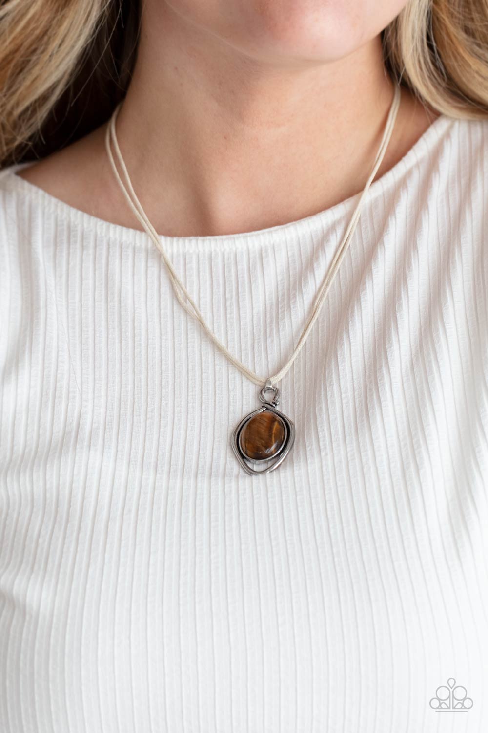 Desert Mystery Necklaces - Brown