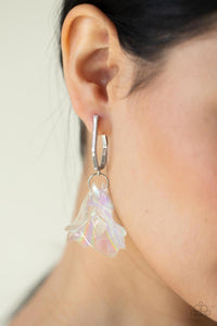Jaw-Droppingly Jelly Earrings - Silver
