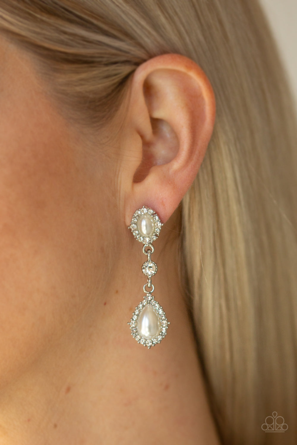 All-GLOWING Earrings - White