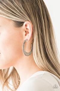 The HOOP Up Earrings - Silver