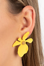 Load image into Gallery viewer, Hawaiian Heiress Earrings - Yellow
