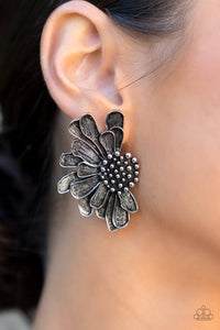 Farmstead Meadow Earrings - Silver