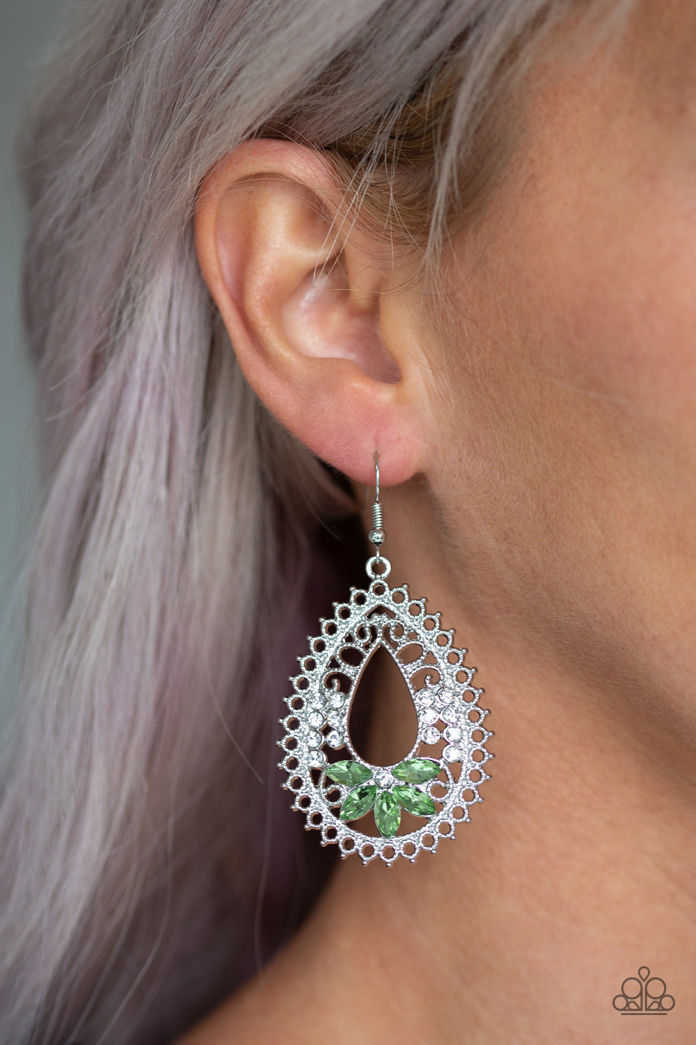 Instant REFLECT Earrings - Green