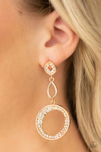 Load image into Gallery viewer, On The Glamour Scene Earrings - Gold
