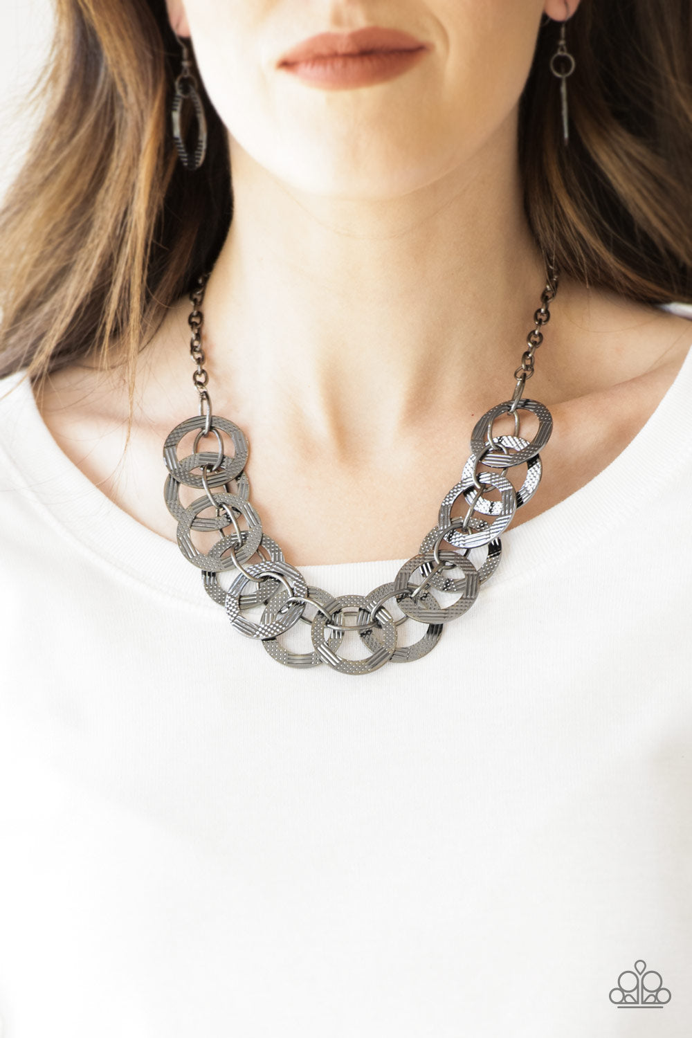 The Main Contender Necklace - Black