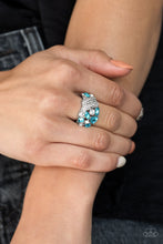 Load image into Gallery viewer, Sparkle Bust Ring - Blue
