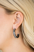 Load image into Gallery viewer, 5th Avenue Fashionista Earrings - Black
