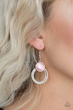 Load image into Gallery viewer, Dreamily Dreamland Earring - Pink
