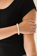 Load image into Gallery viewer, Follow My Lead Bracelet - White
