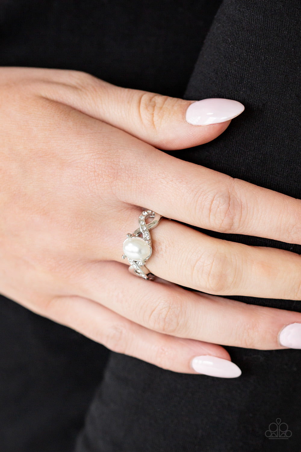 Limitless Luminosity Ring - White