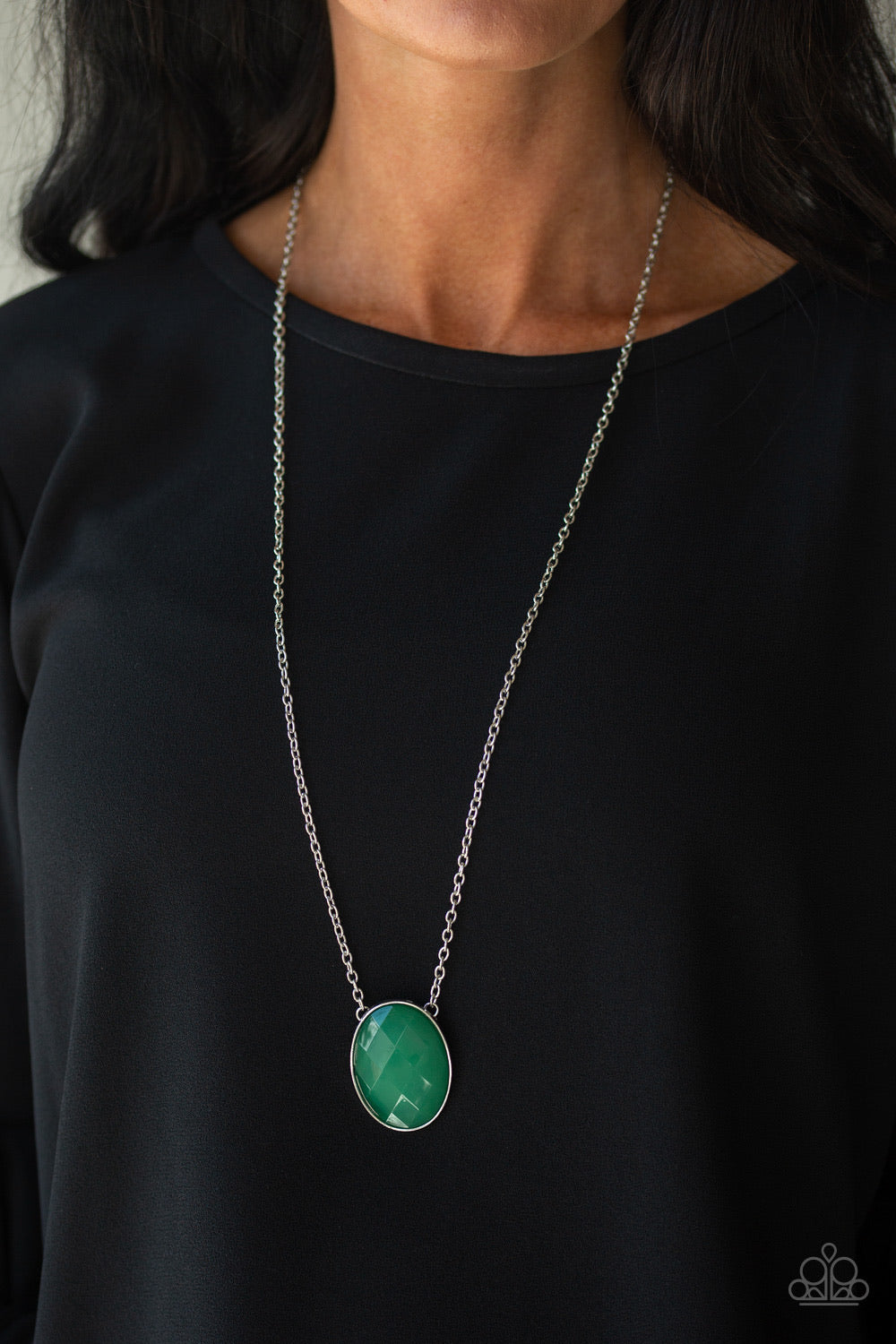 Intensely Illuminated Necklace - Green