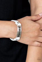 Load image into Gallery viewer, Count Your Blessings Bracelet - White
