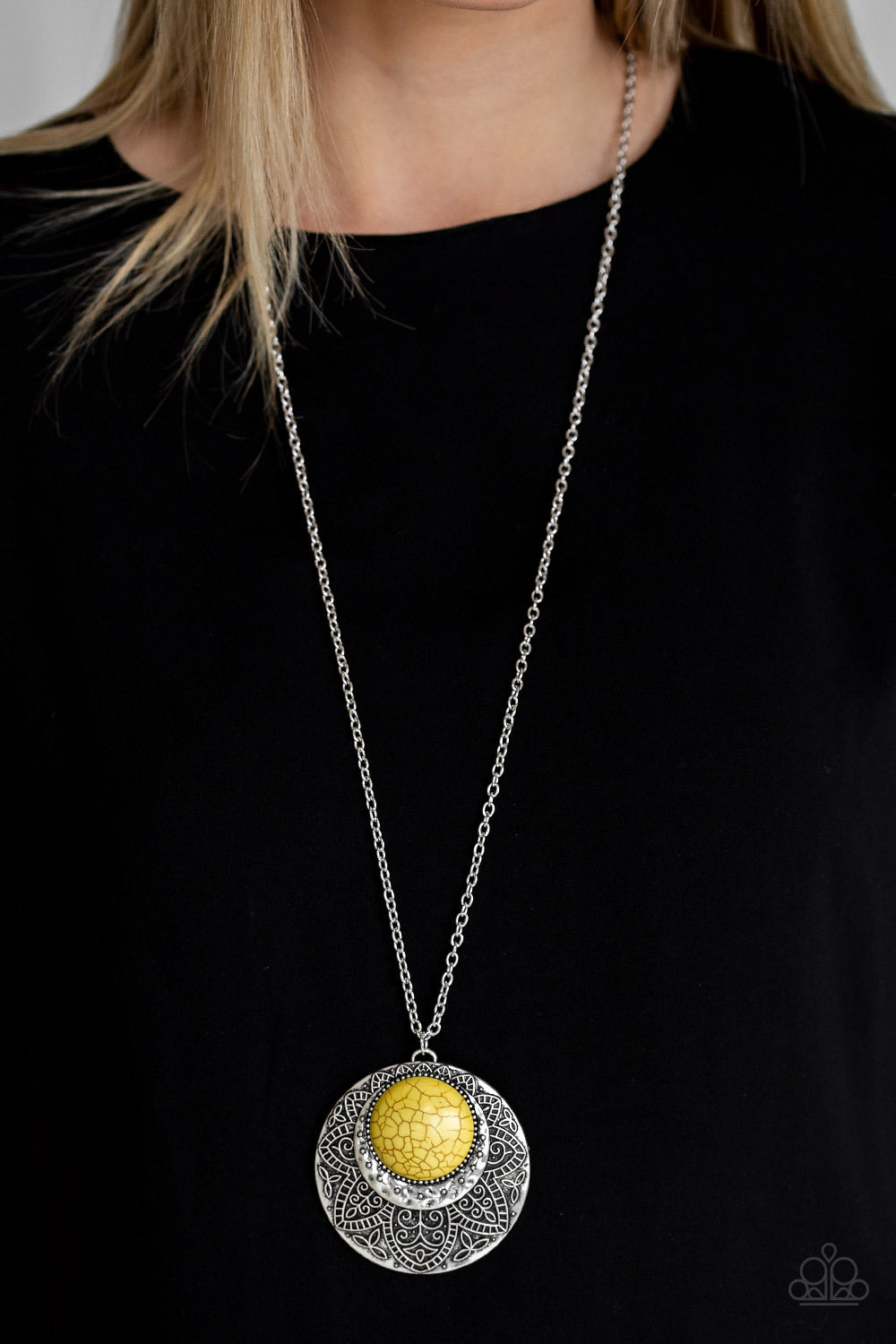 Medallion Meadow Necklace - Yellow