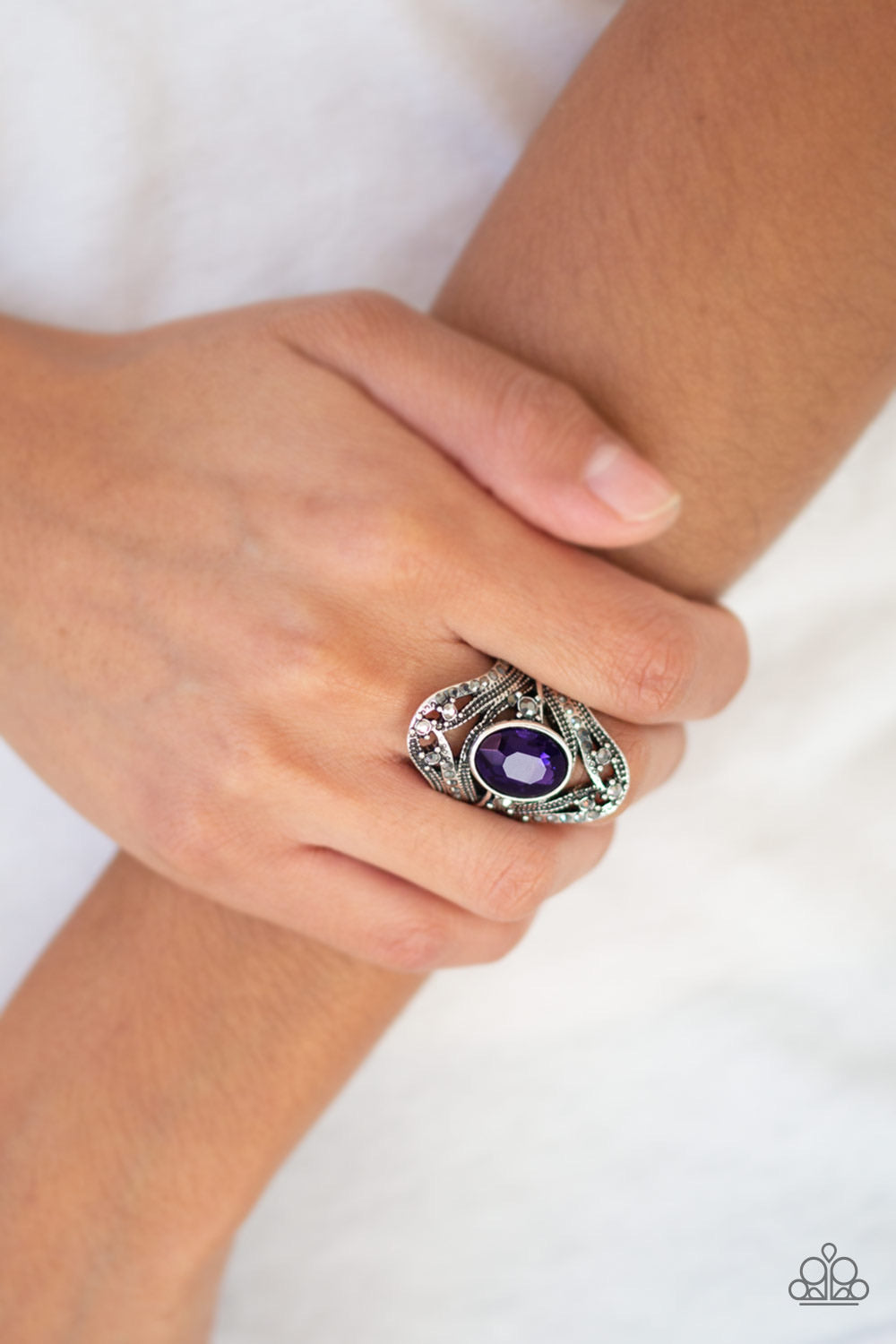 Red Carpet Rebel Ring - Purple