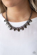 Load image into Gallery viewer, Stage Stunner Necklace - Black
